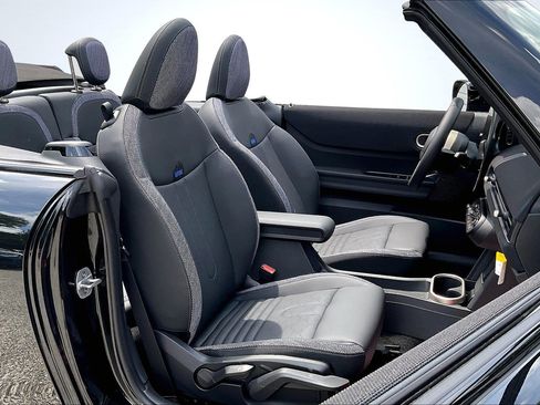 New 2025 MINI Cooper S image 11