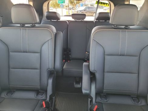 Certified 2026 Chevrolet Traverse High Country w/ LPO, Floor Liner Package AWD/4WD image 20
