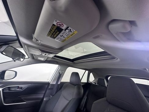Used 2023 Toyota RAV4 XLE image 22