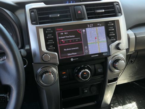 Used 2022 Toyota 4Runner SR5 Premium AWD/4WD image 17