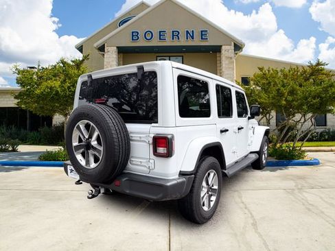 Used 2023 Jeep Wrangler Sahara w/ Cold Weather Group AWD/4WD image 5