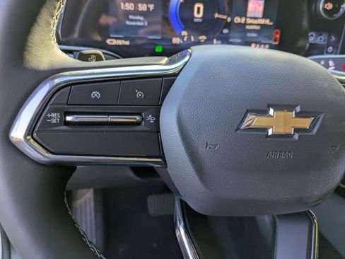 New 2026 Chevrolet Equinox EV LT image 16