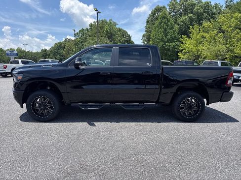 Used 2022 RAM 1500 Big Horn AWD/4WD image 4