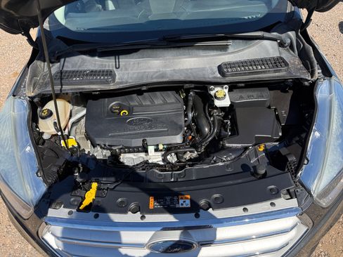 Used 2018 Ford Escape SE w/ SE Sync 3 Package image 32