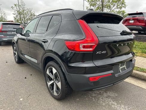 Used 2024 Volvo XC40 B5 Plus AWD/4WD image 4