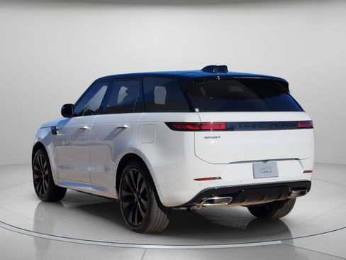 New 2026 Land Rover Range Rover Sport Dynamic SE AWD/4WD image 3