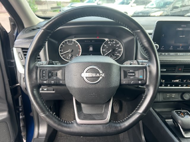 Used 2025 Nissan Rogue SV AWD/4WD image 22