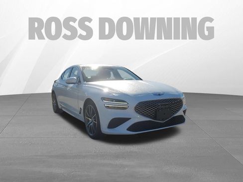 Used 2023 Genesis G70 2.0T image 3
