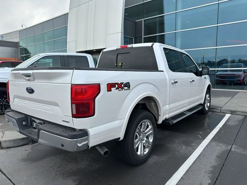 Used 2019 Ford F150 Lariat w/ Equipment Group 502A Luxury AWD/4WD image 4