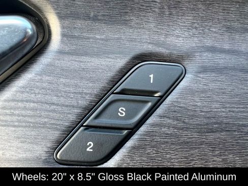 Used 2024 Jeep Grand Cherokee L Limited w/ Black Appearance Package image 22