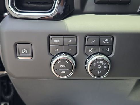 New 2026 GMC Sierra 1500 Denali w/ Denali Reserve Package AWD/4WD image 24