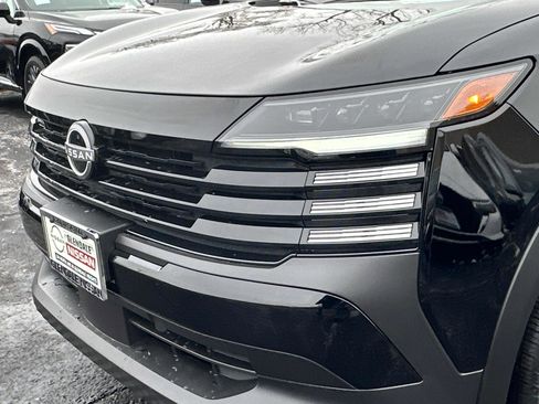 New 2026 Nissan Kicks SV w/ SV Premium Package image 8