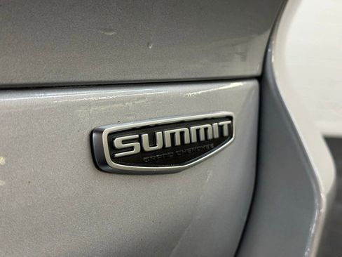 Used 2023 Jeep Grand Cherokee L Summit w/ Advanced Protech Group IV AWD/4WD image 8