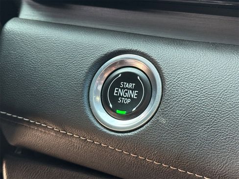 Used 2021 Cadillac Escalade Sport w/ Driver Assist Tech Package image 25