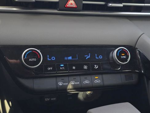 Certified 2025 Hyundai Elantra Blue image 24