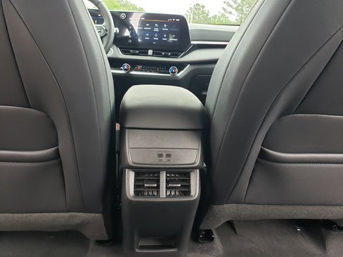 New 2026 Chevrolet Equinox RS FWD image 36