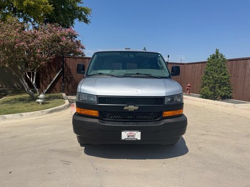 Used 2019 Chevrolet Express 2500 LS w/ Driver Convenience Package RWD image 1