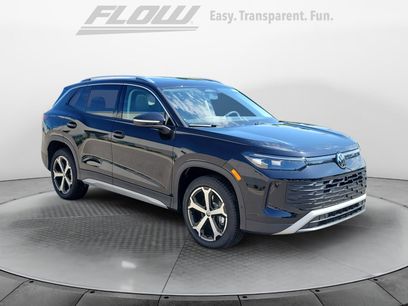 New 2025 Volkswagen Tiguan SE