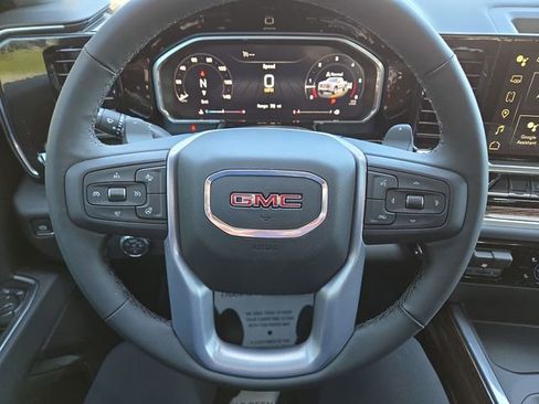 New 2026 GMC Sierra 1500 Elevation image 16