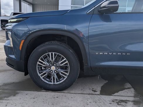 New 2026 Chevrolet Traverse LT w/ Driver Confidence Package image 10