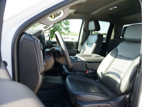 Used 2022 Chevrolet Silverado 2500 LTZ w/ Safety Package AWD/4WD image 11