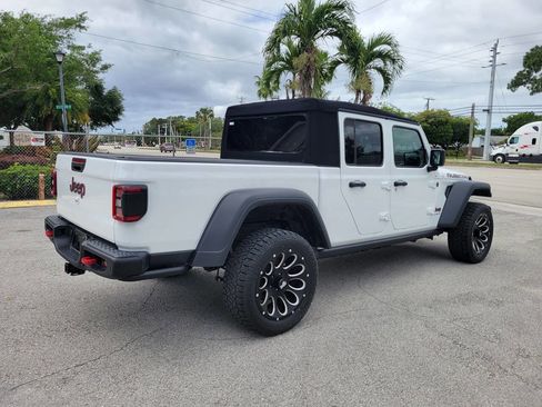 Used 2024 Jeep Gladiator Rubicon w/ Safety Group image 5