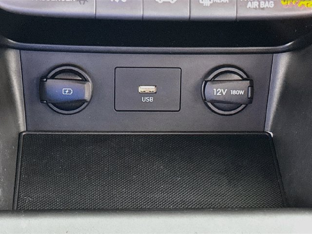 Used 2022 Hyundai Kona SEL w/ Cargo Package FWD image 17