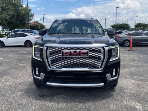 Used 2023 GMC Yukon Denali RWD image 2