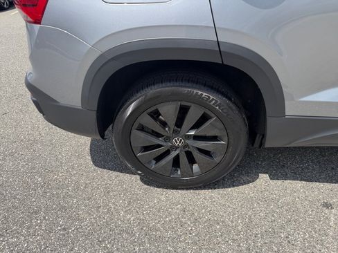 Certified 2023 Volkswagen Taos S FWD image 23