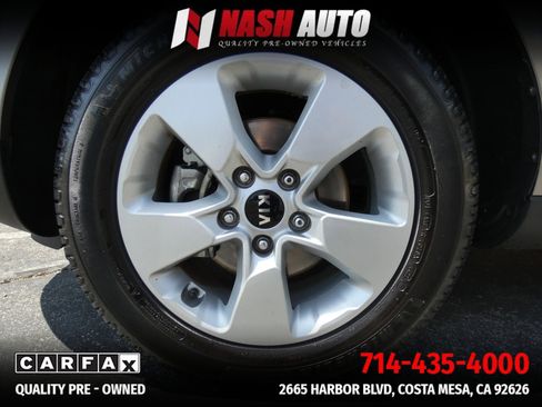Used 2018 Kia Soul FWD image 13