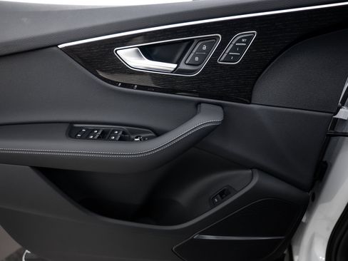 New 2026 Audi Q7 3.0T Premium Plus image 16