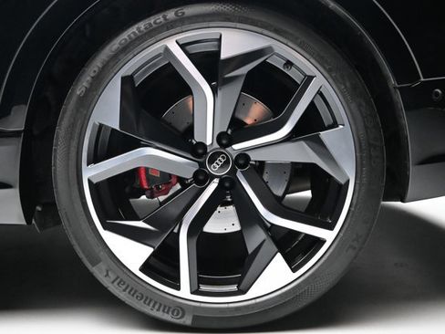Used 2023 Audi RS Q8 w/ Black Optic Package image 36