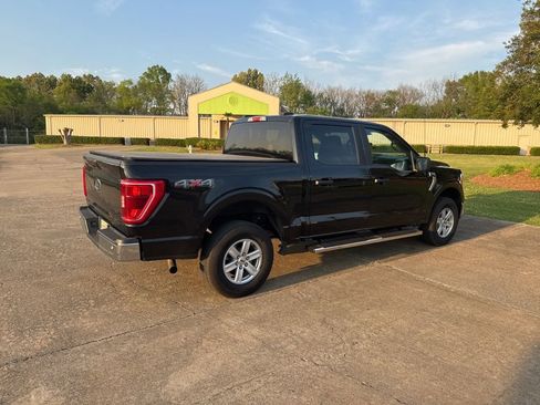 Used 2021 Ford F150 XLT image 12