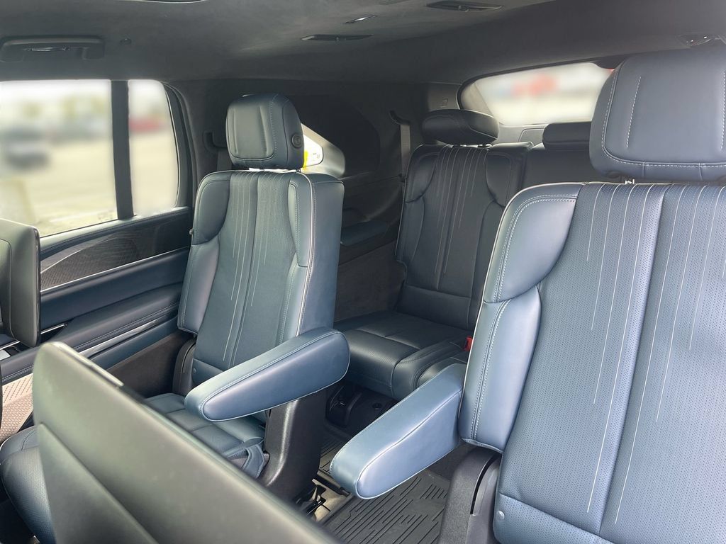 Certified 2025 Cadillac Escalade IQ Sport 2 AWD/4WD image 27