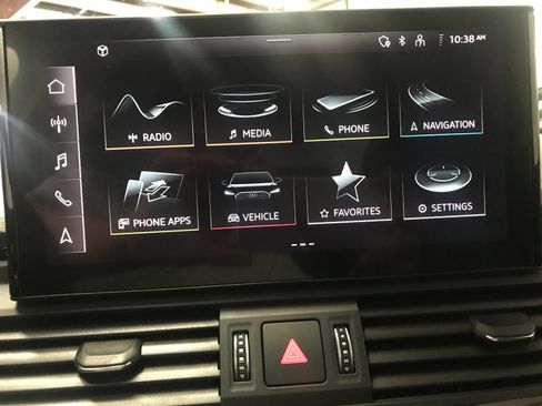 Used 2023 Audi Q5 Prestige w/ Prestige Package image 16