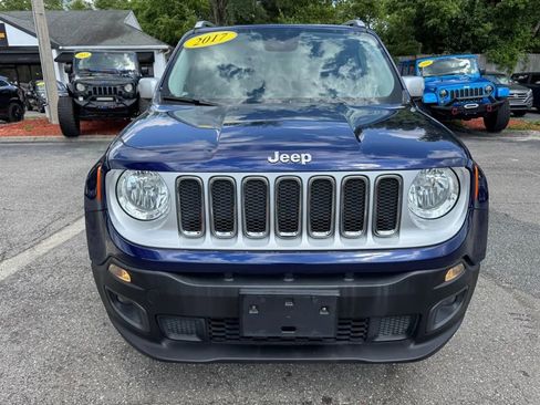 Used 2017 Jeep Renegade Limited image 2