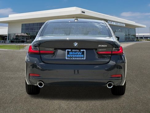 New 2026 BMW 330i Sedan w/ Premium Package RWD image 9