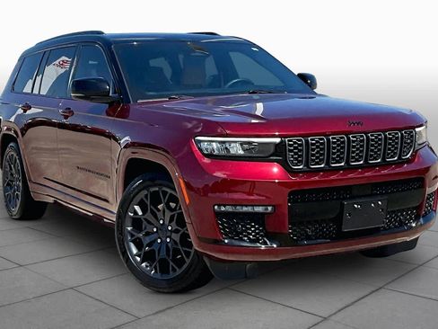 Used 2025 Jeep Grand Cherokee L Summit AWD/4WD image 3
