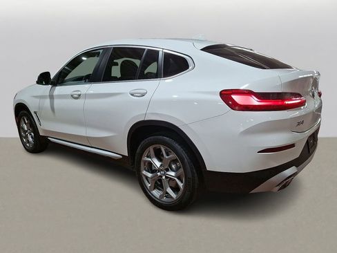 Used 2023 BMW X4 xDrive30i w/ Premium Package image 5