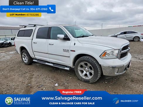 Used 2015 RAM 1500 Laramie w/ Convenience Group image 5