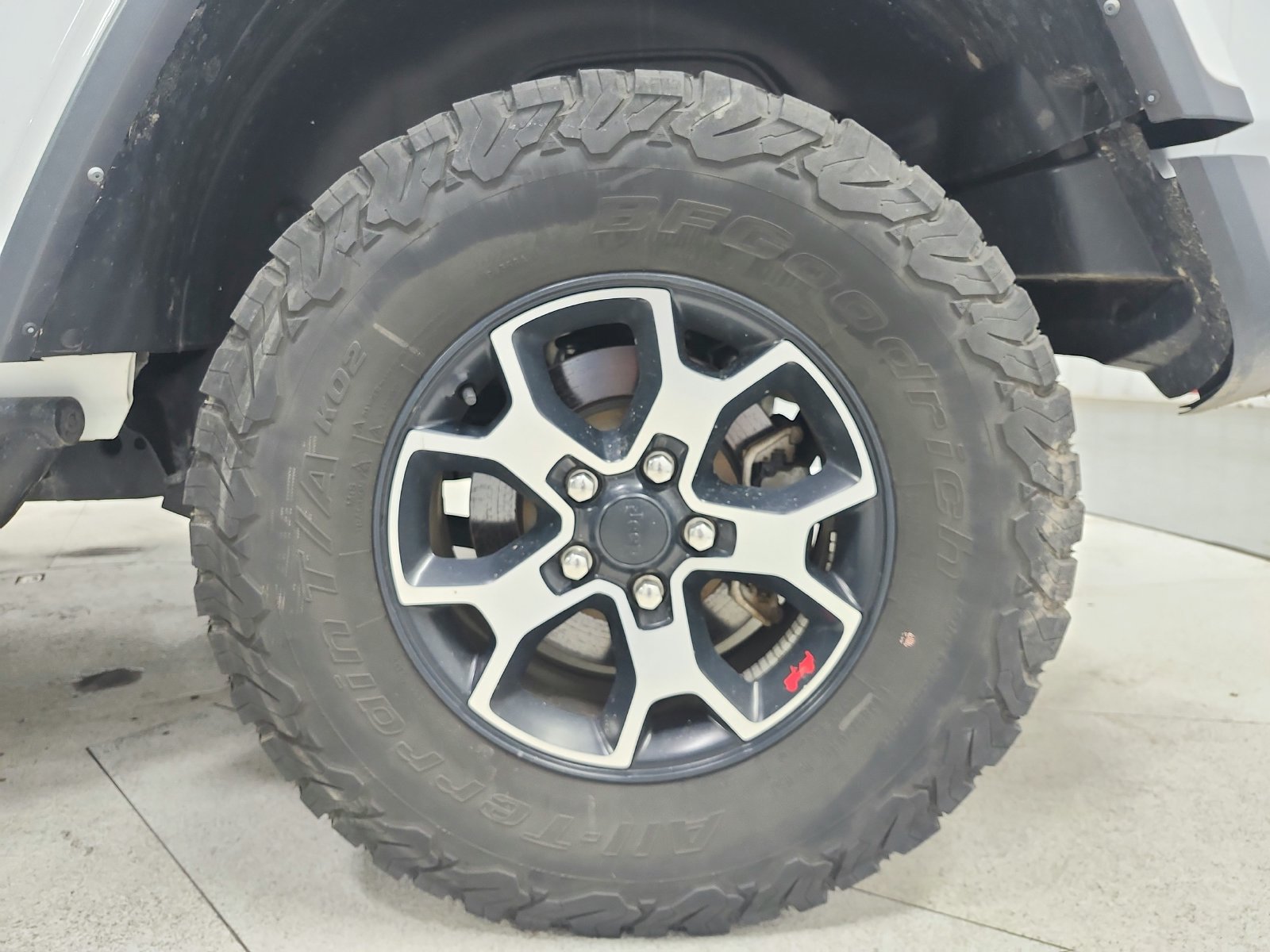 Used 2022 Jeep Wrangler Unlimited Rubicon w/ LED Lighting Group AWD/4WD image 19