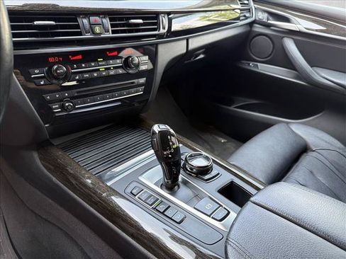 Used 2016 BMW X5 xDrive50i AWD/4WD image 21