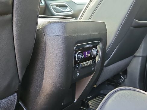 Used 2024 Chevrolet Suburban RST w/ Luxury Package AWD/4WD image 13
