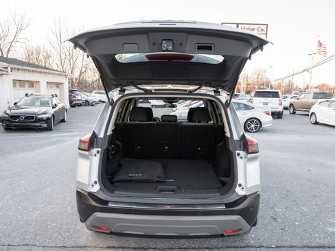 Used 2023 Nissan Rogue SV image 21