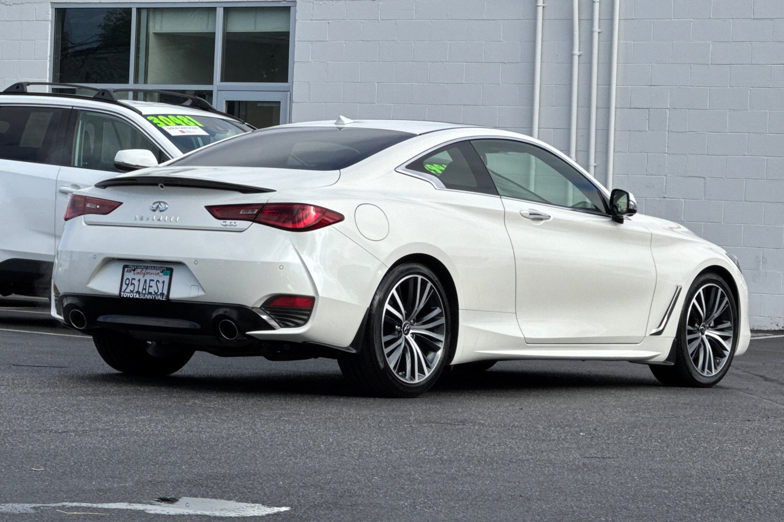 Used 2022 INFINITI Q60 3.0t Luxe w/ Cargo Package RWD image 6
