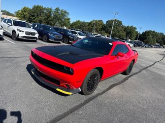 Used 2021 Dodge Challenger SXT RWD video 3