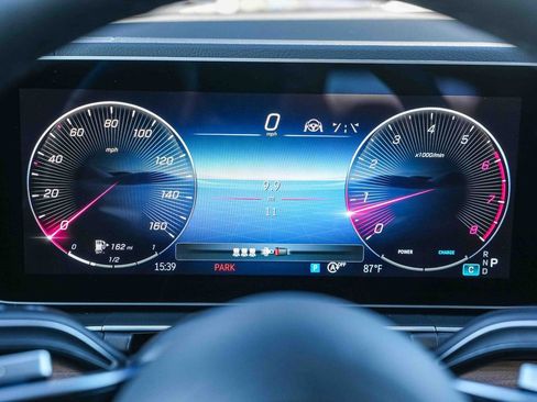 New 2026 Mercedes-Benz GLE 450 4MATIC image 24
