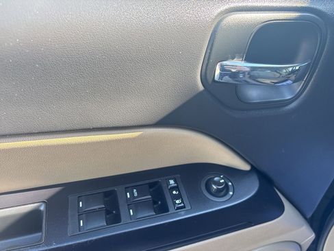 Used 2015 Jeep Patriot Latitude image 19