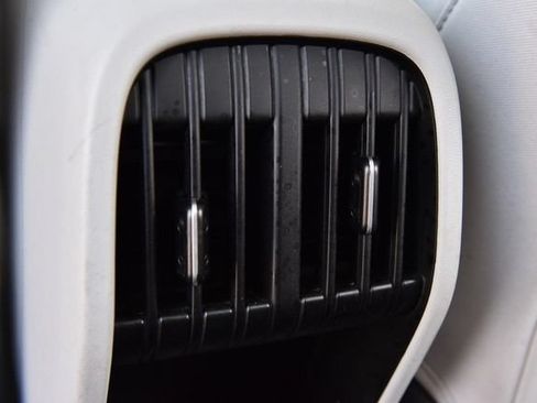 Used 2024 Hyundai Kona SEL FWD image 23