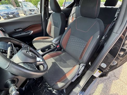 Used 2024 Nissan Kicks SR FWD image 33
